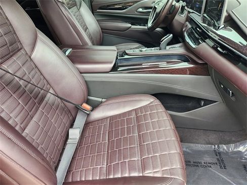 Used 2023 Cadillac Escalade Sport Platinum AWD/4WD image 19