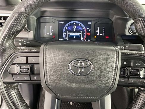 Used 2025 Toyota Tacoma SR image 13