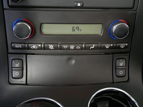 Used 2012 Chevrolet Corvette Grand Sport w/ 4LT Preferred Equipment Group RWD image 27