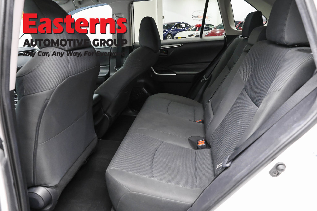 Used 2020 Toyota RAV4 LE w/ All Weather Liner Package AWD/4WD image 21