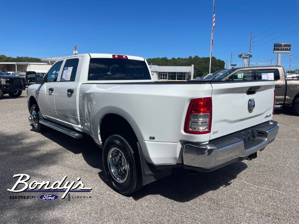 Used 2024 RAM 3500 Tradesman w/ Chrome Appearance Group AWD/4WD image 12