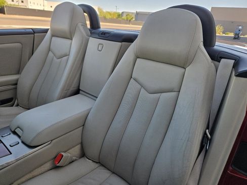 Used 2006 Cadillac XLR image 6