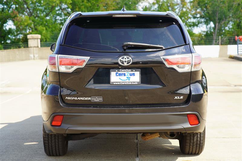 Used 2015 Toyota Highlander XLE FWD image 5