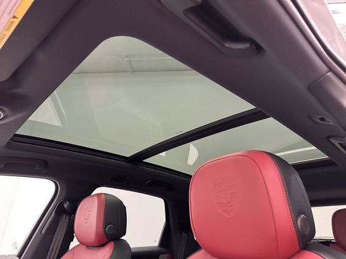 New 2026 Porsche Cayenne image 21