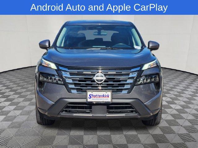 Used 2025 Nissan Rogue SV AWD/4WD image 2