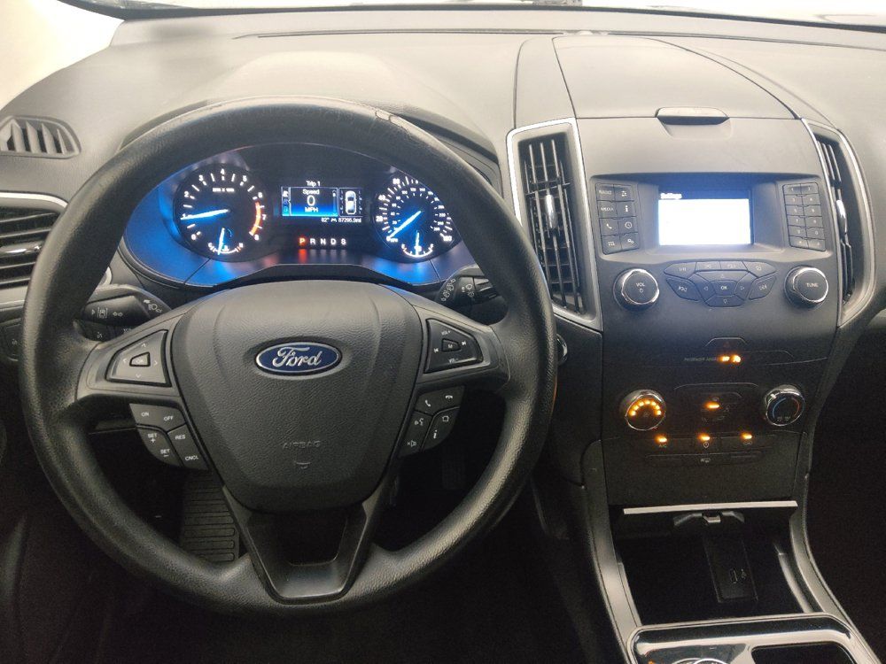 Used 2019 Ford Edge SE FWD image 22