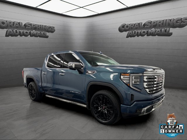 Used 2024 GMC Sierra 1500 Denali w/ Denali Reserve Package AWD/4WD image 1