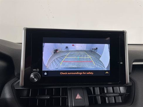 Certified 2023 Toyota RAV4 LE AWD/4WD image 17
