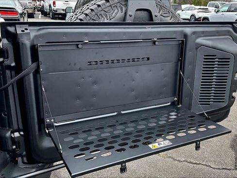 Certified 2025 Ford Bronco Stroppe Edition image 30