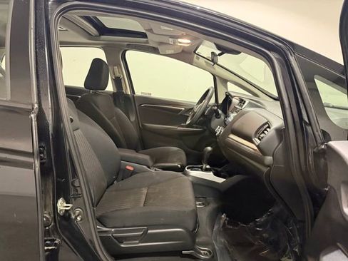 Used 2019 Honda Fit EX image 24