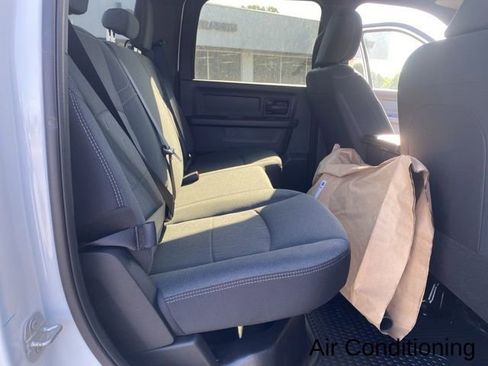 New 2024 RAM 3500 Tradesman w/ Chrome Appearance Group image 23