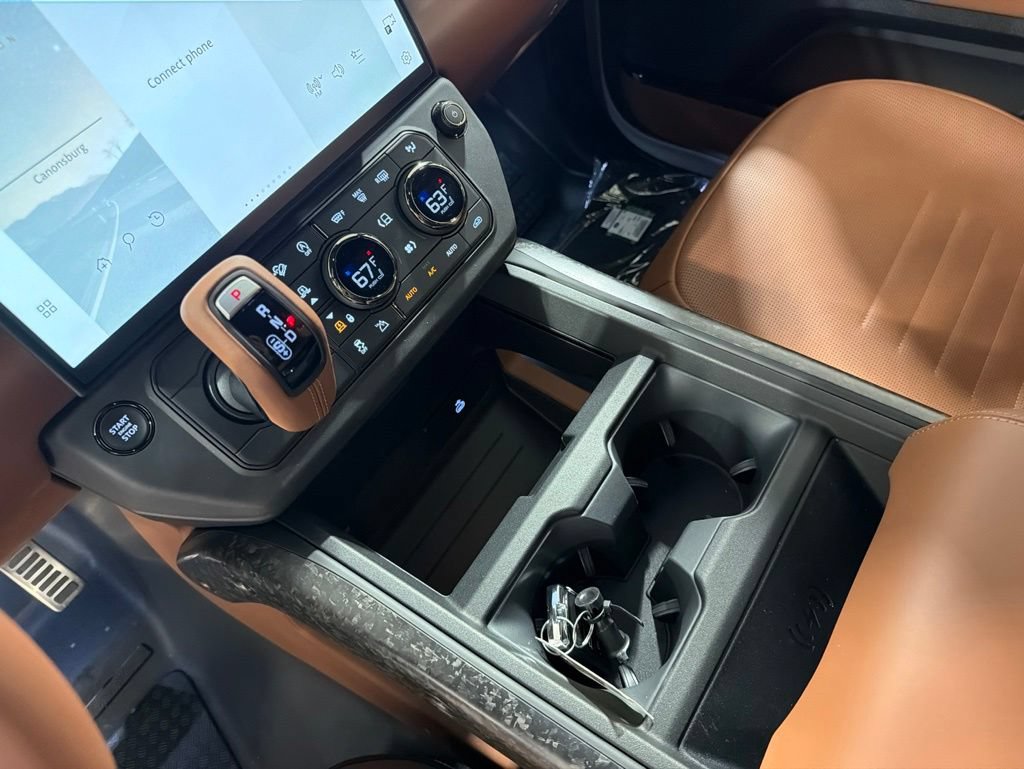 New 2026 Land Rover Defender 110 OCTA AWD/4WD image 17