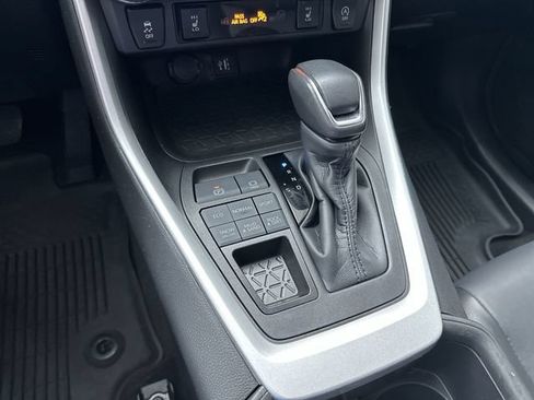 Used 2023 Toyota RAV4 XLE Premium AWD/4WD image 21