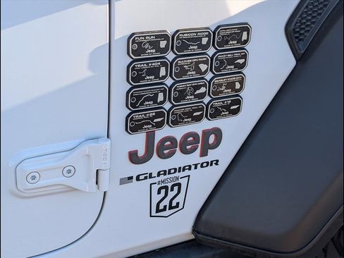 Used 2023 Jeep Gladiator Mojave w/ Trailer Tow Package image 20