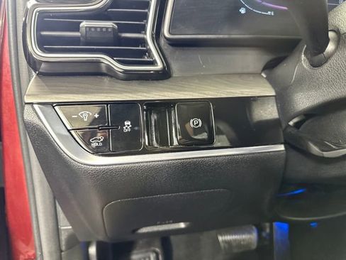 Used 2024 Kia Sportage X-Line w/ X-Line Premium Package image 19