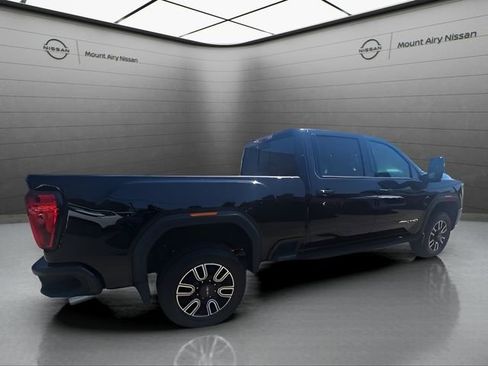 Used 2022 GMC Sierra 3500 AT4 w/ AT4 Premium Plus Package AWD/4WD image 4