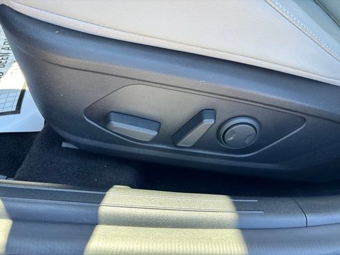 Used 2023 Hyundai Elantra Limited w/ Cargo Package FWD image 14