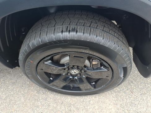 Used 2024 Honda Ridgeline Black Edition image 6