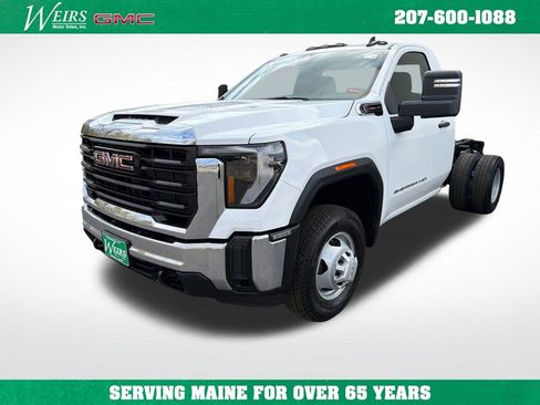 New 2026 GMC Sierra 3500 Pro w/ Convenience Package AWD/4WD image 1