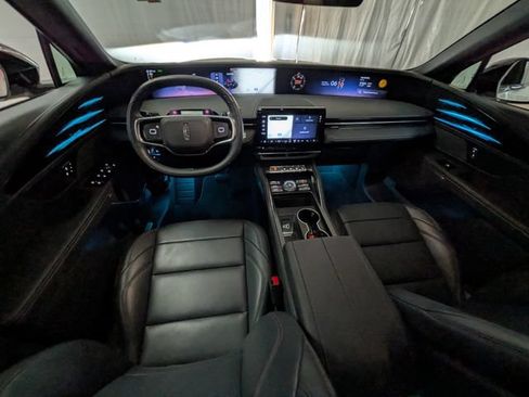 Certified 2024 Lincoln Nautilus Premier w/ Jet Appearance Package AWD/4WD image 12