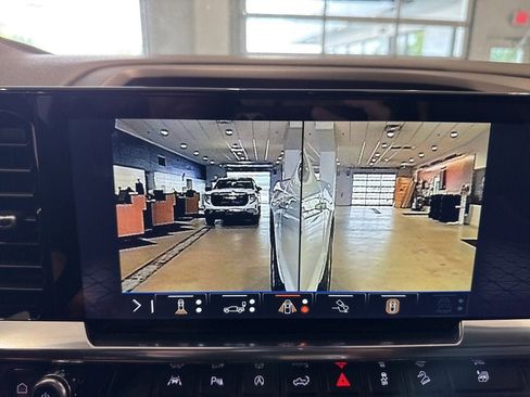 New 2026 GMC Sierra 1500 SLT w/ SLT Premium Plus Package image 39