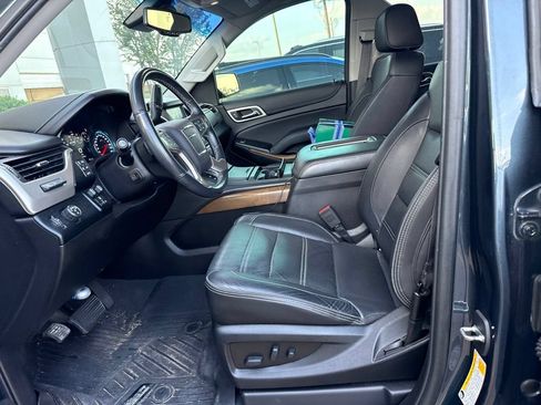 Used 2019 GMC Yukon Denali w/ Denali Ultimate Package RWD image 5