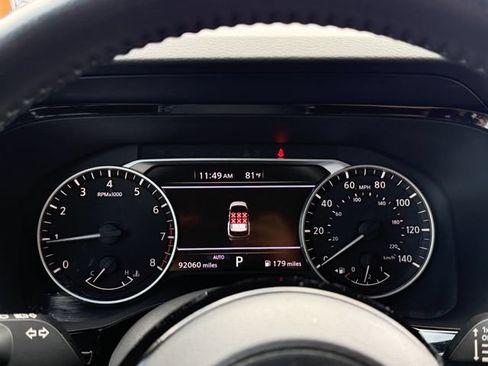 Used 2022 Nissan Pathfinder SV AWD/4WD image 21