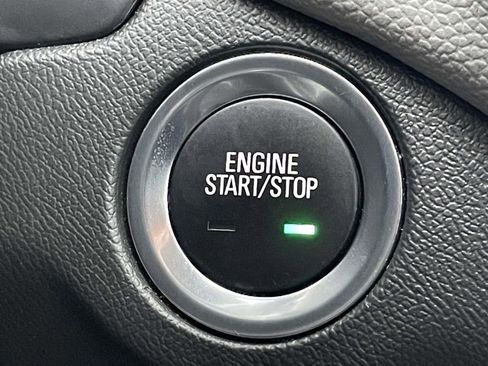 Used 2023 Chevrolet Equinox LT image 6