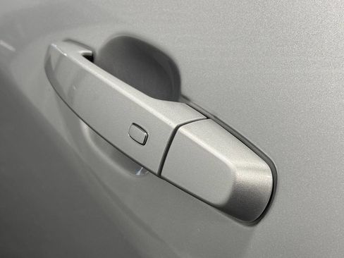 Used 2018 Chevrolet Equinox LT image 7