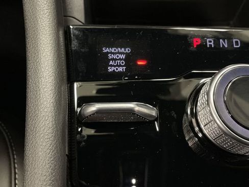 New 2025 Jeep Grand Cherokee L Limited w/ Trailer Tow Package image 24