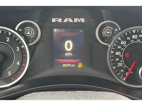 Used 2024 RAM 2500 Big Horn w/ Heated Seats & Wheel Group image 27