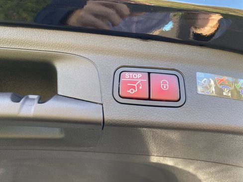 Used 2026 Mercedes-Benz GLE 350 4MATIC image 9