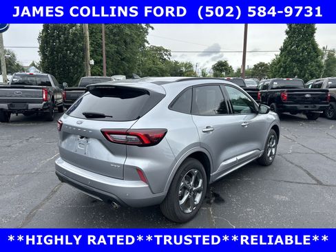 Certified 2024 Ford Escape ST-Line w/ Tech Pack #1 AWD/4WD image 7