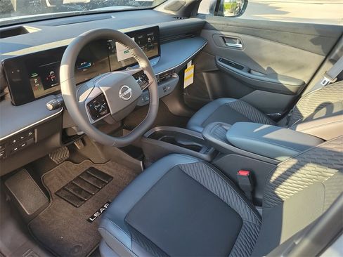 New 2026 Nissan Leaf Platinum+ image 7
