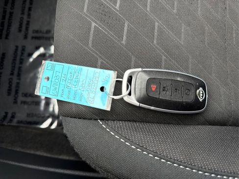Used 2024 Nissan Kicks SV FWD image 33