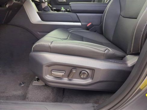 New 2026 Toyota Tundra Limited AWD/4WD image 14