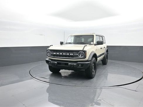 New 2026 Ford Bronco Big Bend image 3