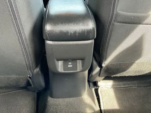 Used 2023 Nissan Versa SV image 30