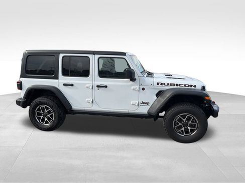 Used 2024 Jeep Wrangler Unlimited Rubicon image 4
