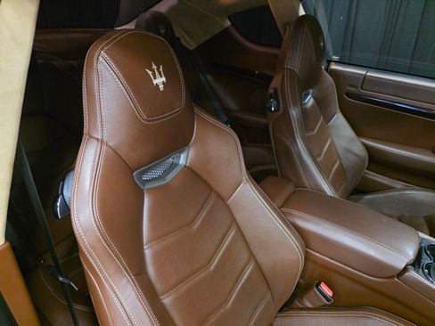 Used 2013 Maserati GranTurismo Sport image 28
