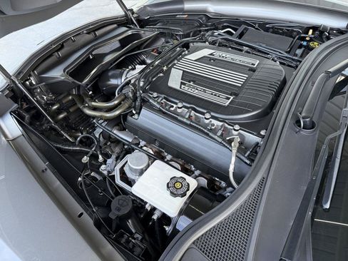 Used 2016 Chevrolet Corvette Z06 Coupe w/ 3LZ w/ 3LZ Preferred Equipment Group RWD image 47