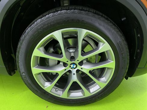 Used 2022 BMW X5 xDrive40i w/ Premium Package AWD/4WD image 15