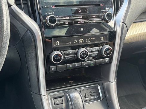 Used 2020 Subaru Ascent Premium w/ Sport Package AWD/4WD image 11