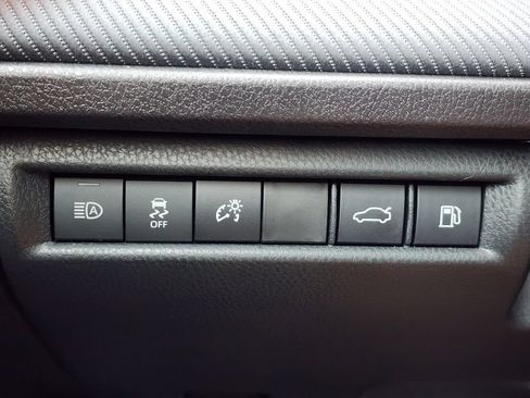 Used 2025 Toyota Camry SE FWD image 32