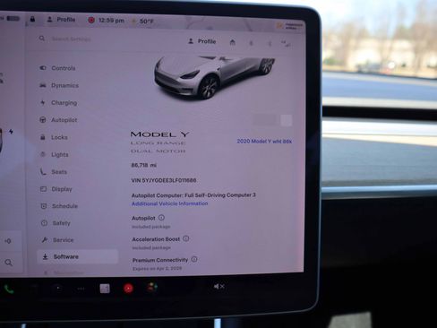Used 2020 Tesla Model Y Long Range image 23