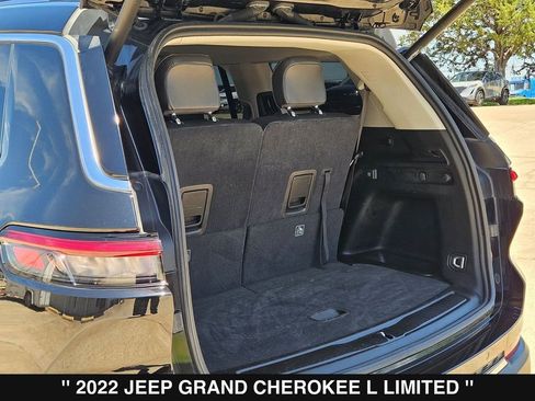 Used 2022 Jeep Grand Cherokee L Limited RWD image 35