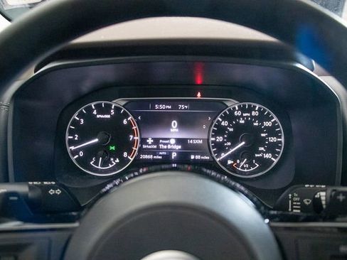 Used 2023 Nissan Rogue SV image 28