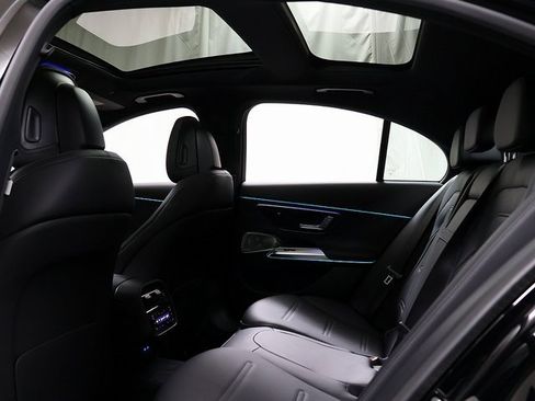 New 2026 Mercedes-Benz E 53 AMG e 4MATIC Sedan image 16