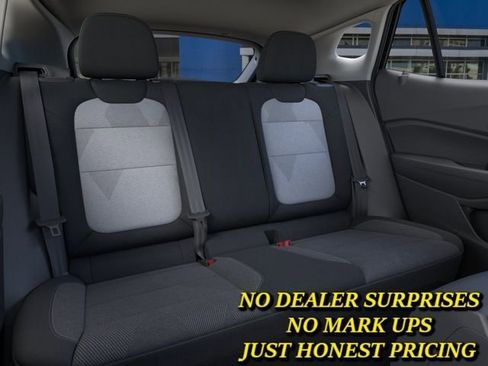 New 2026 Chevrolet Trax LS FWD image 17