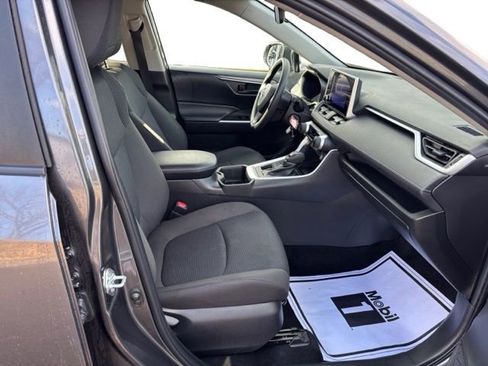 Used 2023 Toyota RAV4 LE image 11